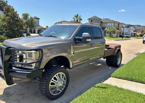 2021 Ford F-350 Lariat Pickup Truck with 8ft Bed – Low Mileage, Financing Available