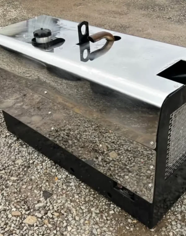 2017 Lincoln Cross Country 300 Welder with Kubota Diesel Engine and Stainless Panels – Meldverse