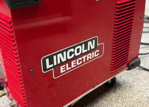 Lincoln Electric Power Wave C300 Multi-Process Welder – 220/240V, Magnum Pro Gun – For Sale on Meldverse