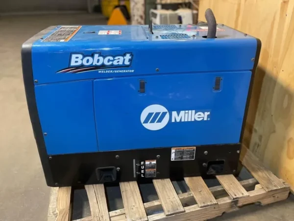 Miller Bobcat 225 Gas-Powered Welder – Only 89 Hours, Dinse Connects Included - Image 3
